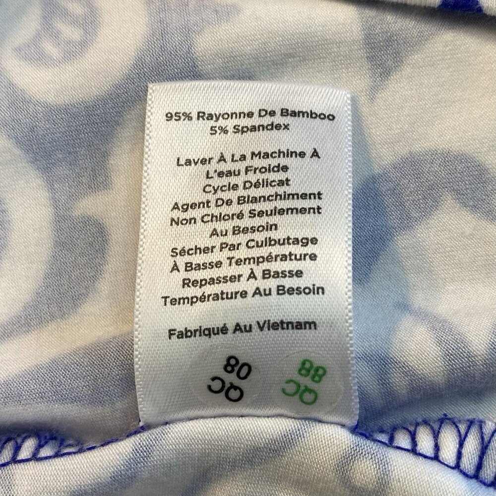 T By TALBOTS Blue Floral UPF 50+ Sun Protection Stretch Knit Top Large PETITE - Picture 4 of 14